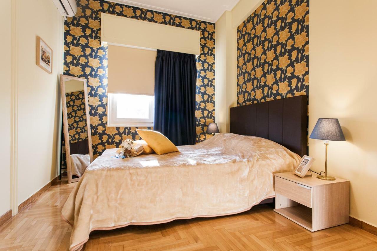 אתונה Private Central View Rooms In Apartment Near To Acropolis Metro Station מראה חיצוני תמונה
