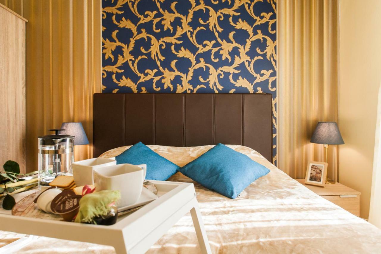 אתונה Private Central View Rooms In Apartment Near To Acropolis Metro Station מראה חיצוני תמונה