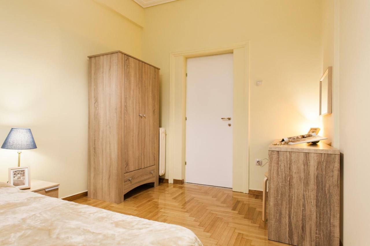 אתונה Private Central View Rooms In Apartment Near To Acropolis Metro Station מראה חיצוני תמונה