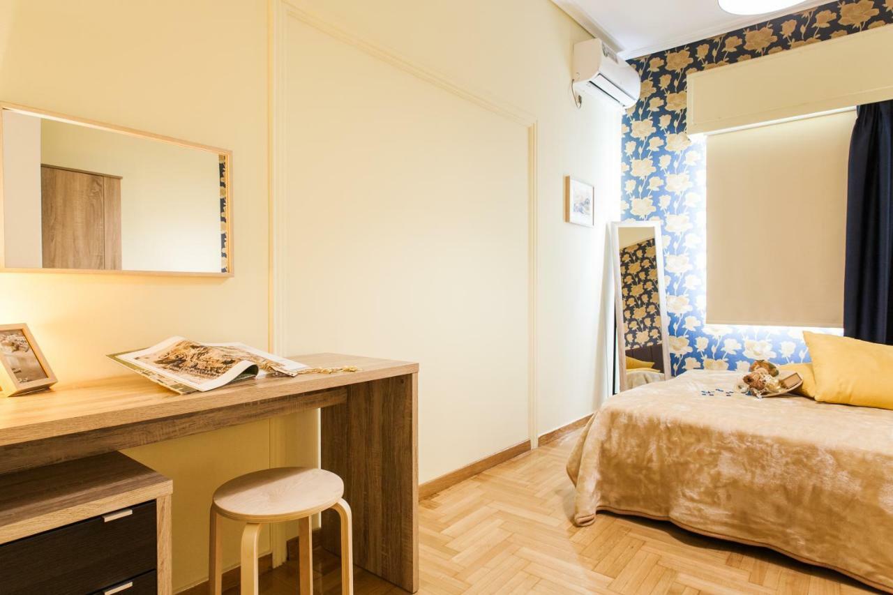 אתונה Private Central View Rooms In Apartment Near To Acropolis Metro Station מראה חיצוני תמונה